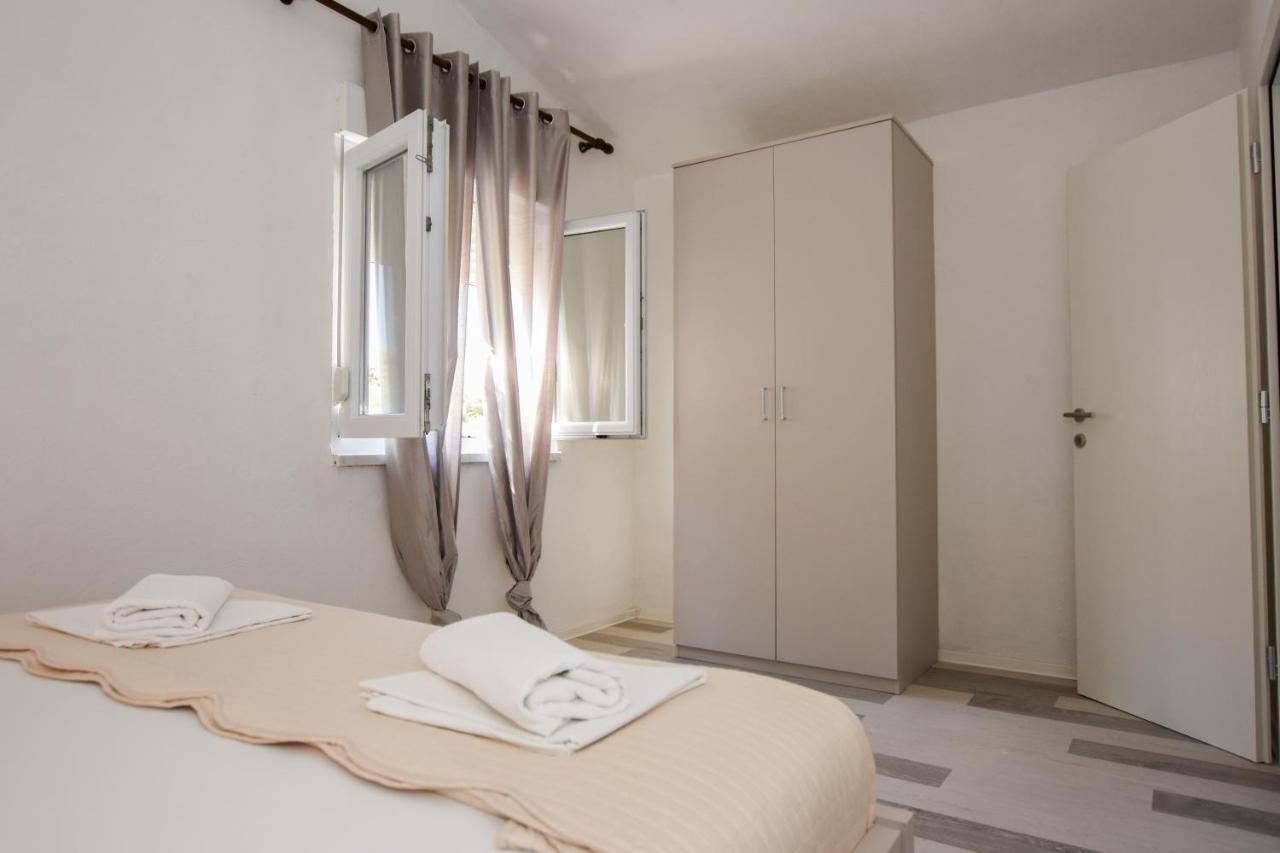 Appartamento Movo House Pag Town Esterno foto